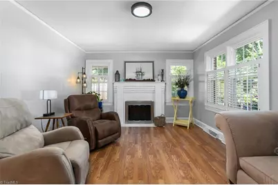 1111 N Woodleigh Circle, Reidsville, NC 27320 - Photo 5