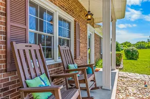 307 E Devon Dr, Mount Airy, NC 27030 - Photo 5