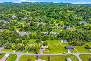 307 E Devon Dr, Mount Airy, NC 27030 - Photo 33
