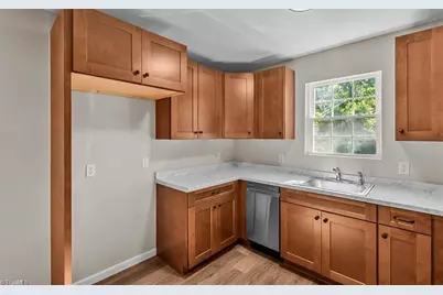 2607 Vickers Avenue, High Point, NC 27262 - Photo 11