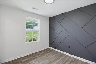 740 Oak Bend Dr, Asheboro, NC 27203 - Photo 3