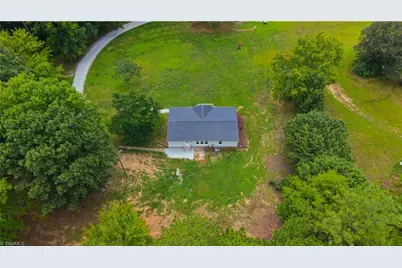225 Beacon Ridge Road, Thomasville, NC 27360 - Photo 25
