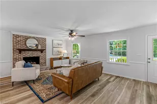 515 Nova Ave, High Point, NC 27265 - Photo 9