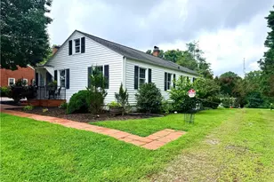 971 Bridge St, Elkin, NC 28621 - Photo 1