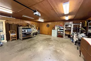 971 N Bridge St, Elkin, NC 28621 - Photo 27
