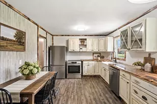 141 Lowell St, Lexington, NC 27295 - Photo 3