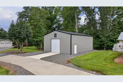 323 Nurse Road, Ararat, NC 27007 - Photo 31