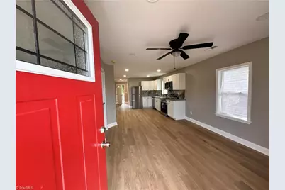301 Fayetteville Street, Winston-Salem, NC 27127 - Photo 9