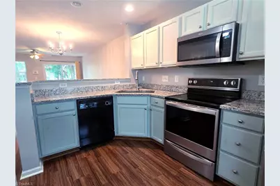 608 Grasswren Way, Greensboro, NC 27409 - Photo 5