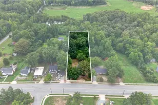 2101 Lees Chapel Rd, Greensboro, NC 27405 - Photo 7