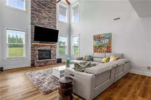 7824 Michaelis St, Greensboro, NC 27455 - Photo 19