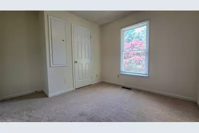 3581 Robinwest Drive, Pfafftown, NC 27040 - Photo 7