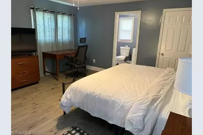 306 Oakview Road, High Point, NC 27265 - Photo 11