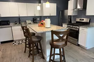 306 Oakview Rd, High Point, NC 27265 - Photo 5