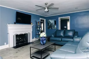 306 Oakview Rd, High Point, NC 27265 - Photo 7