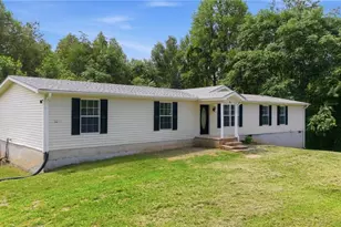 1200 Blue Ridge Ln, Sandy Ridge, NC 27046 - Photo 3
