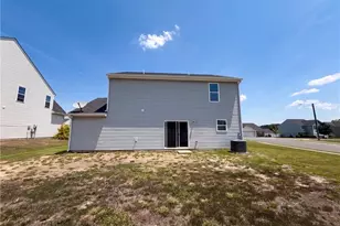 150 Sumter Ct, Burlington, NC 27217 - Photo 5