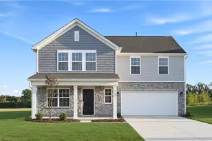 122 Primrose St, King, NC 27021 - Photo 3