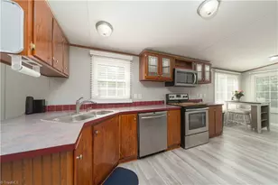 829 Wagner Rd, Mocksville, NC 27028 - Photo 9