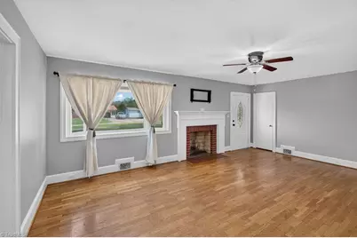 142 Shamrock Boulevard, Elkin, NC 28621 - Photo 5