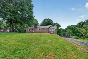 142 Shamrock Blvd, Elkin, NC 28621 - Photo 31