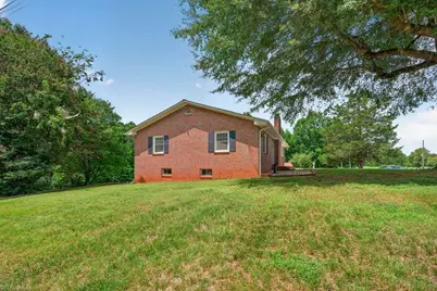 142 Shamrock Boulevard, Elkin, NC 28621 - Photo 29