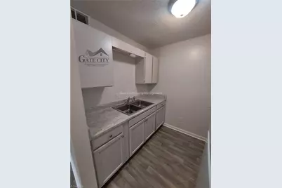 427 S Main Street #8, Asheboro, NC 27203 - Photo 3