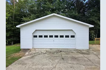 414 Oak Ridge Drive, Mount Airy, NC 27030 - Photo 5