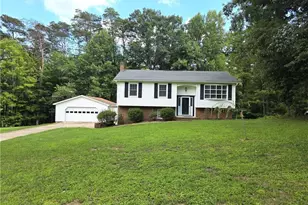 414 Oak Ridge Dr, Mount Airy, NC 27030 - Photo 1