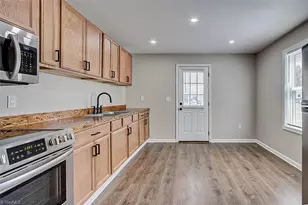 1510 Valley Ridge Dr, High Point, NC 27260 - Photo 5