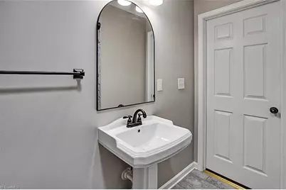 1510 Valley Ridge Drive, High Point, NC 27260 - Photo 9