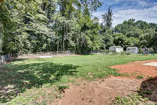 1510 Valley Ridge Dr, High Point, NC 27260 - Photo 13