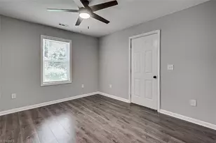 1510 Valley Ridge Dr, High Point, NC 27260 - Photo 11