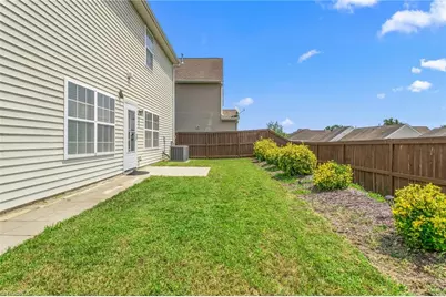 825 Hedgepath Terrace, High Point, NC 27265 - Photo 13