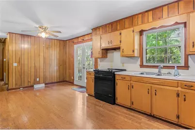 530 Frank Road, Reidsville, NC 27320 - Photo 13