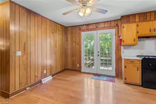 530 Frank Rd, Reidsville, NC 27320 - Photo 9