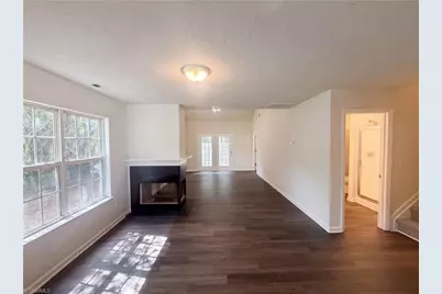 30 Pickwick Place, Greensboro, NC 27407 - Photo 3
