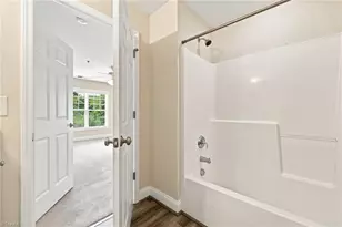 4762 Tatton Park Cir, Winston-Salem, NC 27103 - Photo 13