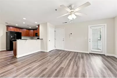 4762 Tatton Park Circle #2D, Winston-Salem, NC 27103 - Photo 5
