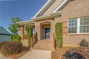 405 Spring Lake Farm Cir, Winston-Salem, NC 27101 - Photo 3