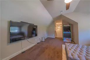 405 Spring Lake Farm Cir, Winston-Salem, NC 27101 - Photo 19