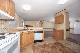 5466 Nc Hwy 8, Germanton, NC 27019 - Photo 17