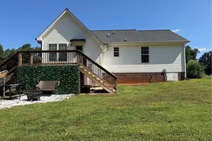 3620 Westmeadow Ln, Elon, NC 27244 - Photo 5