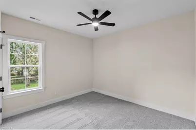 3719 Sharon Avenue, Greensboro, NC 27405 - Photo 19