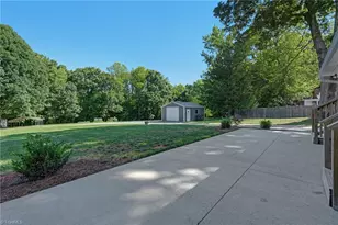 2919 Oak Ridge Rd, Oak Ridge, NC 27310 - Photo 25