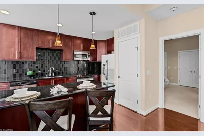 201 Elm Street N #1406, Greensboro, NC 27401 - Photo 15