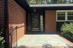 2651 Greencrest Dr, Winston-Salem, NC 27106 - Photo 5