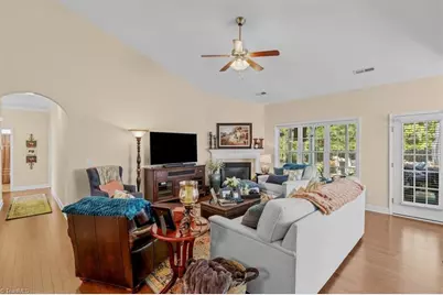 4053 Saint Johns Street, High Point, NC 27265 - Photo 7