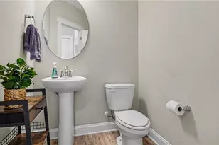 7611 Mary Ellen Ct, Greensboro, NC 27409 - Photo 9