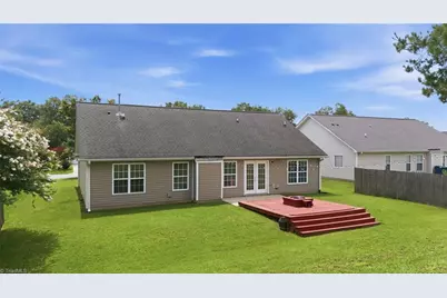 2427 Pepperstone Drive, Graham, NC 27253 - Photo 3